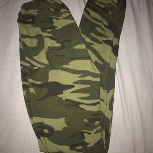 Leggings. OS. Camo. EUC